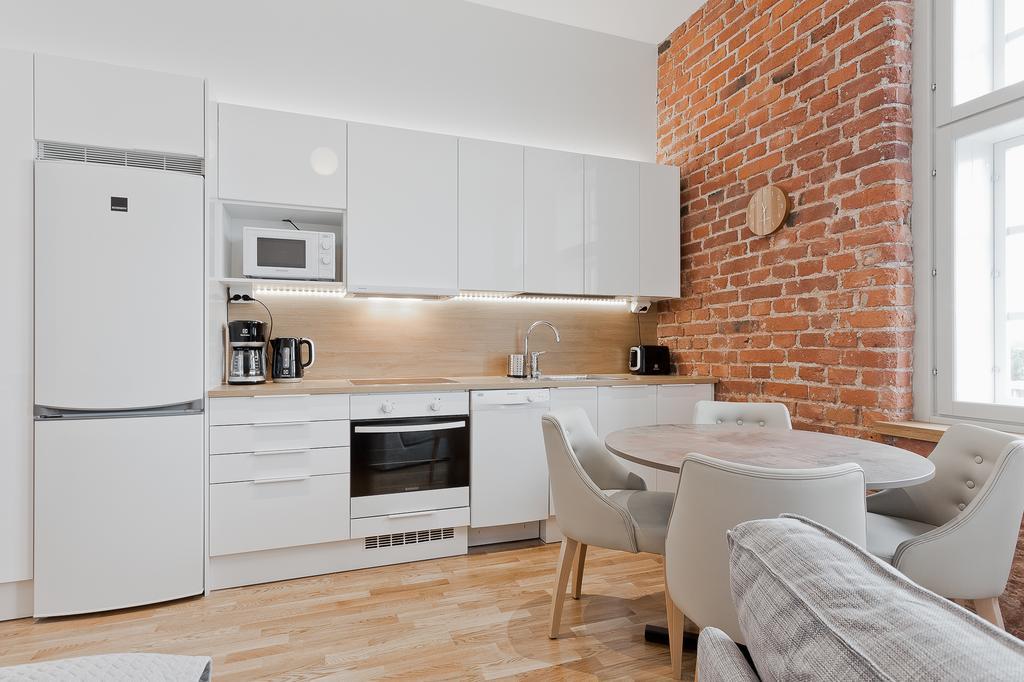 Forenom Serviced Apartments Turku Kakolanmaki Værelse billede