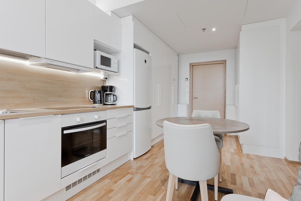 Forenom Serviced Apartments Turku Kakolanmaki Værelse billede