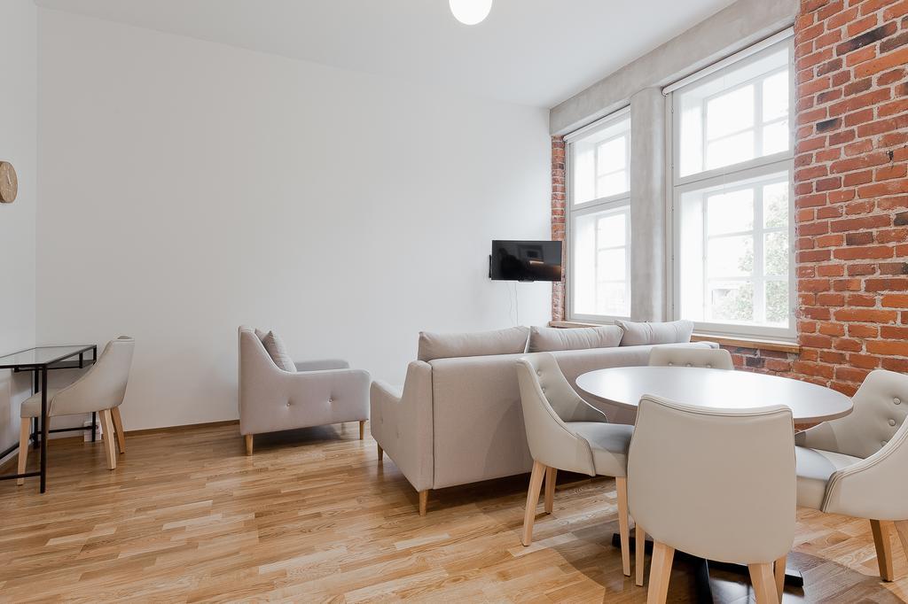 Forenom Serviced Apartments Turku Kakolanmaki Værelse billede